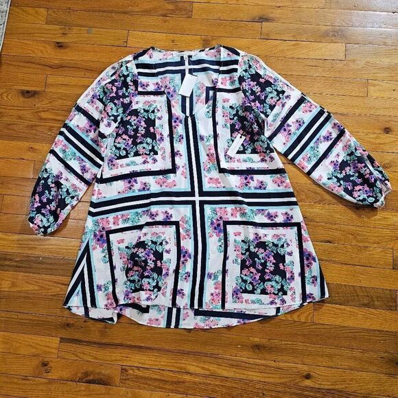 Lovers and Friends Mini Dress Size Medium Scarf Print - Picture 3 of 8